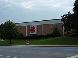 Jervey Athletic Center httpsuploadwikimediaorgwikipediacommonsthu