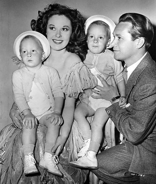 Jess Barker Susan Hayward and Jess Barker with their twin sons