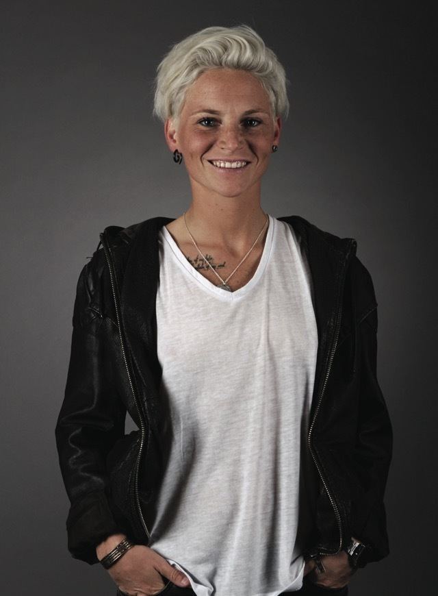 Jess Fishlock Jess Fishlock Footballer