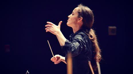 Jessica Cottis Jessica Cottis Assistant Conductor with SSO talked to