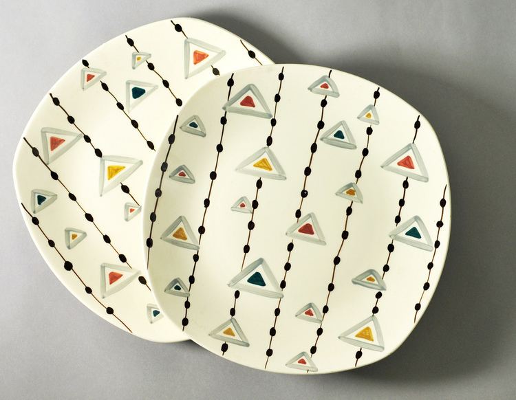 Jessie Tait Triangles39 by Jessie Tait for Midwinter Pottery Flickr