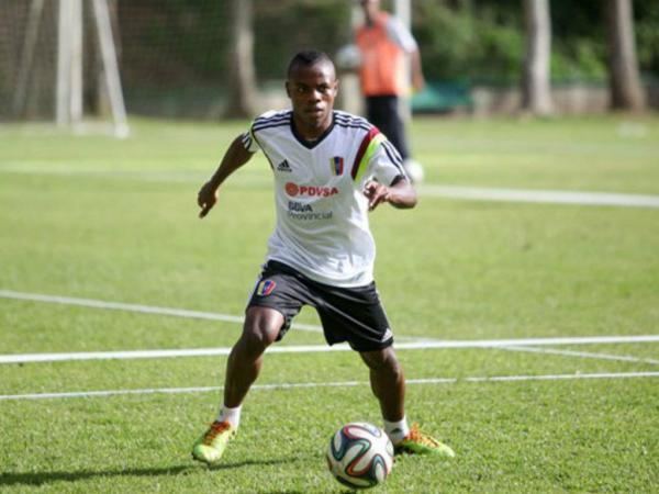 Jhon Murillo Oficial Jhon Murillo a caminho do Benfica Clube Manager