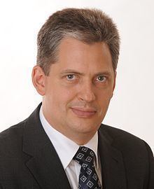 Jiří Dienstbier Jr. httpsuploadwikimediaorgwikipediacommonsthu