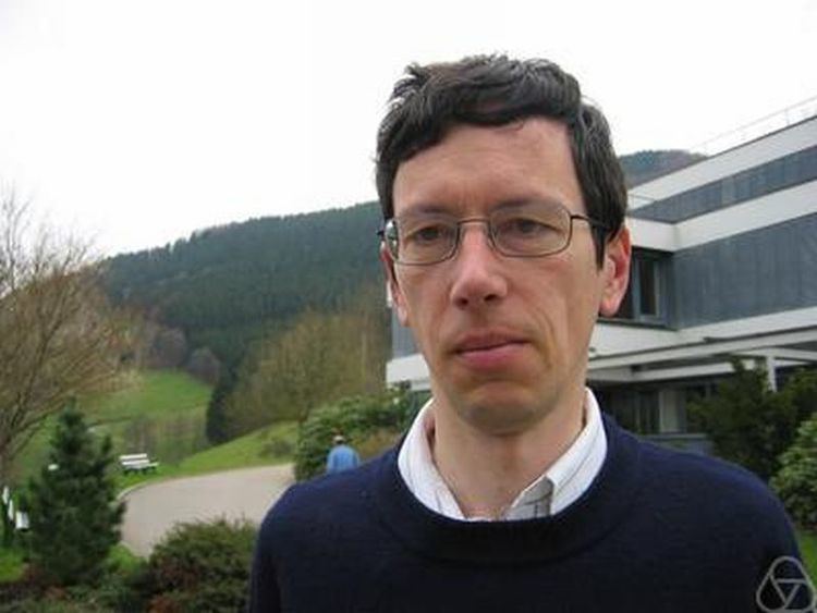 Jiří Matoušek (mathematician) httpsuploadwikimediaorgwikipediacommons77