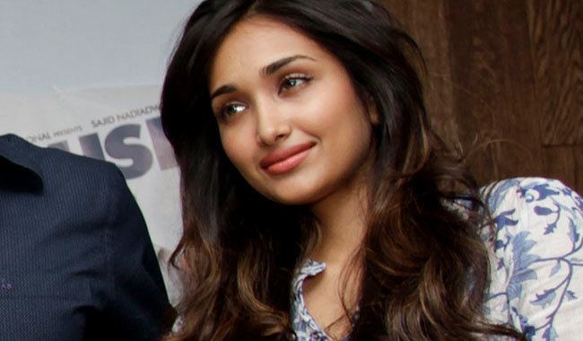 Jiah Khan Bollywood Star Committed Suicide After Massive Guilt