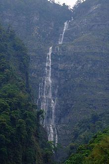 Jiao Lung Waterfall httpsuploadwikimediaorgwikipediacommonsthu