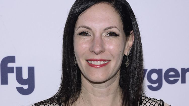 Jill Kargman Bravo39s 39Odd Mom Out39 an quotExtension of Trashy Novels