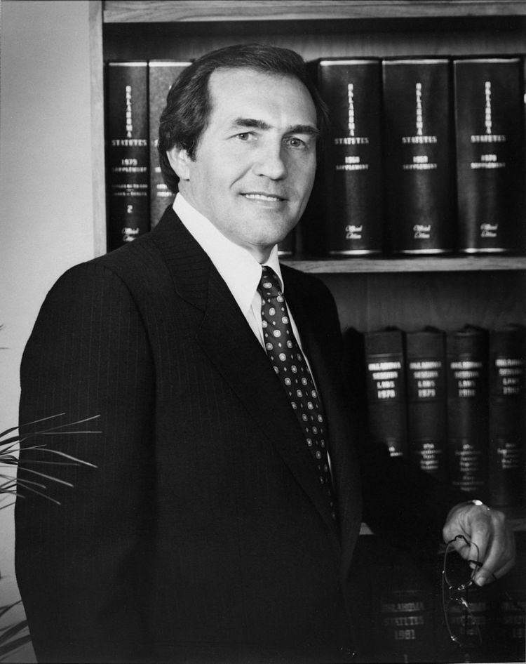 Jim Barker (politician)