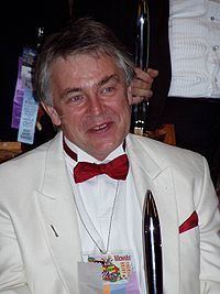 Jim Burns httpsuploadwikimediaorgwikipediacommonsthu