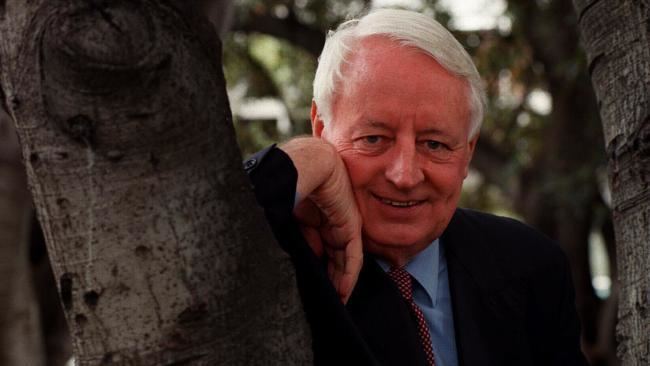 Jim Carlton Jim Carlton dead Former Liberal federal MP dies aged 80