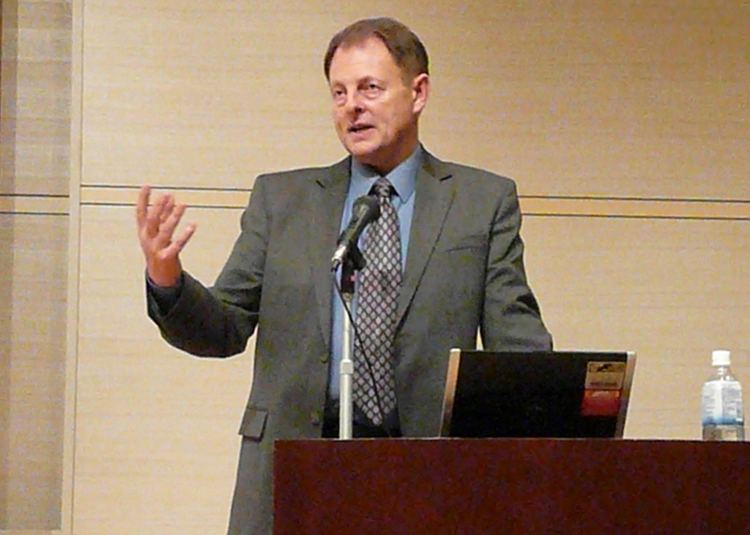 Jim Cummins (professor) Linguistic Diversity and School Achievement A Critique of PISA