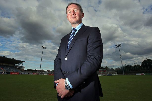 Jim Gavin (footballer) Dublin football manager Jim Gavin quothumbledquot to recieve