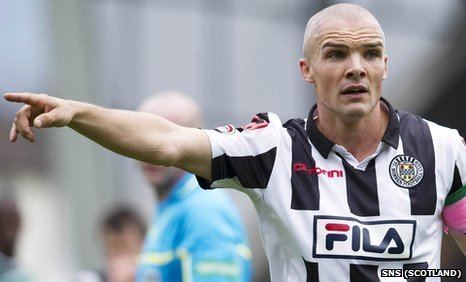 Jim Goodwin BBC Sport Jim Goodwin may stay at St Mirren despite Hibs