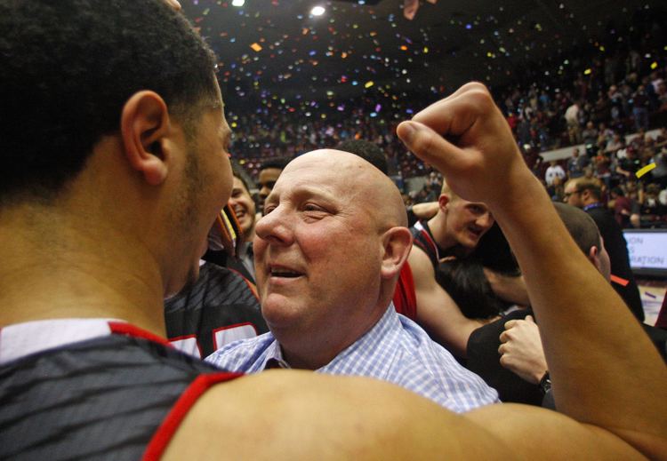 Jim Hayford Seattle University hires mens basketball coach Jim Hayford away