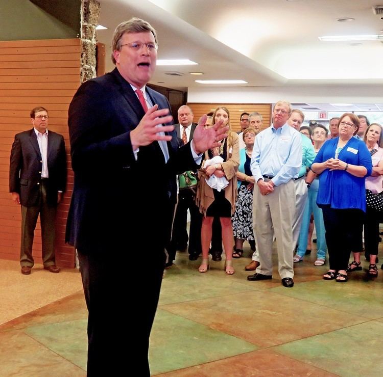 Jim Strickland (politician) Strickland Shows Political Muscle at Poplar Plaza