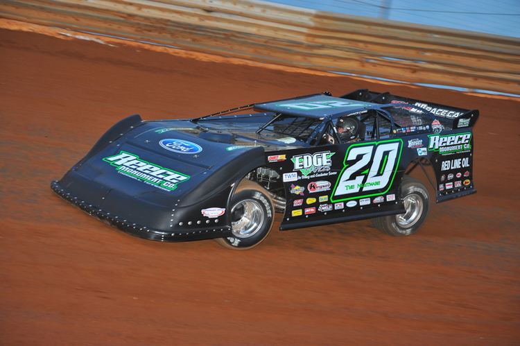 Jimmy Owens (racing driver) Owens uses daring pass to beat Bloomquist in Lucas Oil