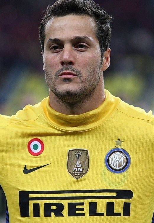 Júlio César (football goalkeeper, born 1979) httpsuploadwikimediaorgwikipediacommonsaa