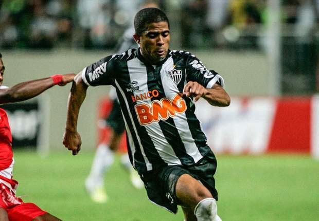 Júnior César Ronny e Junior Cesar assinam contrato com Botafogo Goalcom