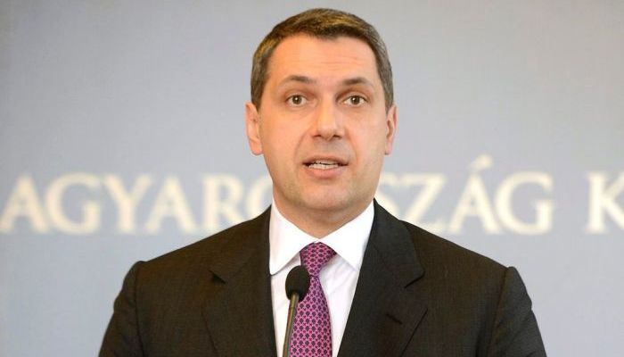 János Lázár Hir TV editor accuses Jnos Lzr of lying The Budapest Beacon