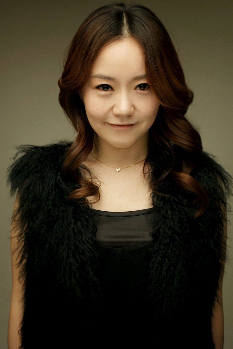 Jo Hyeon-jeong Jo Hyeonjeong Korean actress voice actoractress