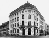 A black and white photo of Joachimson v Swiss Bank Corporation.