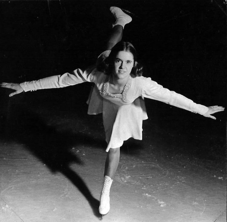 Joan Tozzer Joan Tozzer Cave 90 figure skater who was driven to succeed The