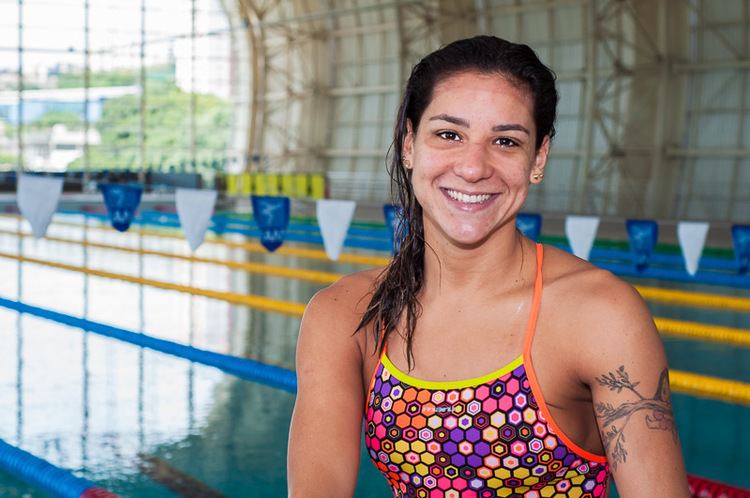 Joanna Maranhão Notcias da UFMG Nadadora Joanna Maranho treina no CTE para os