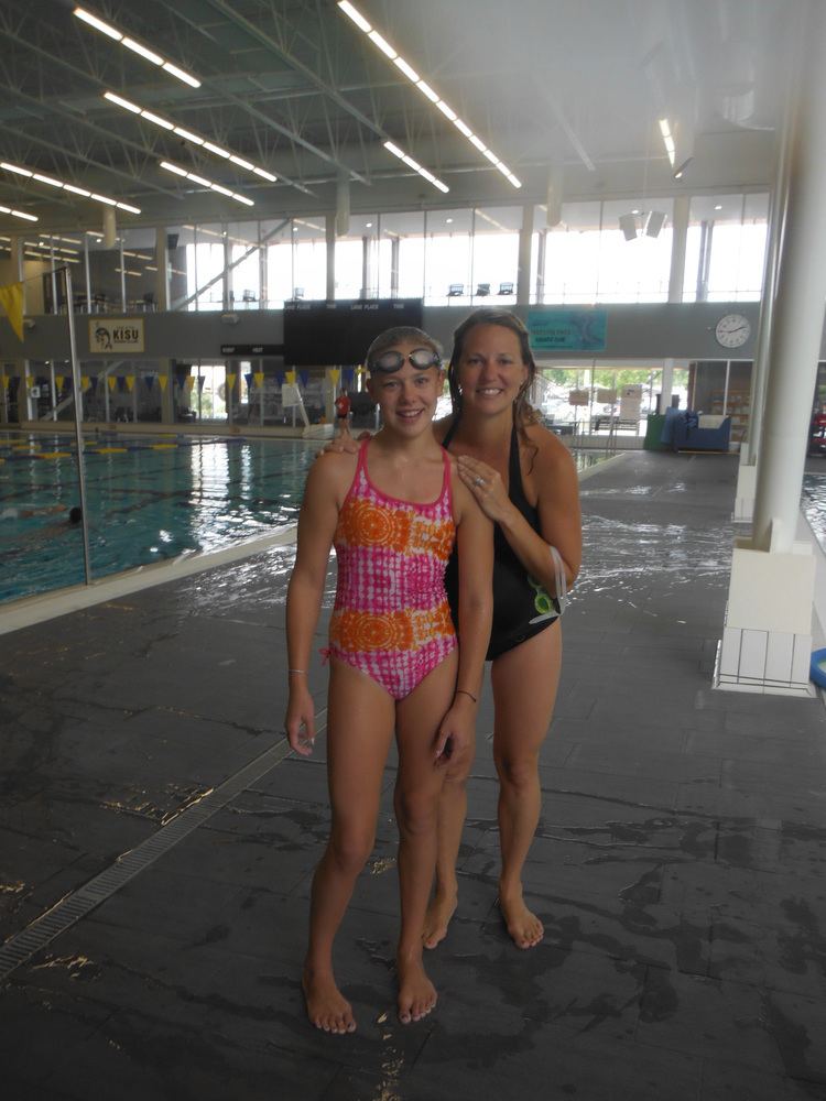 Joanne Malar Meeting a Canadian Swimming Legend Walkabout 2012