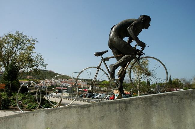 Joaquim Agostinho Monumento ao Joaquim Agostinho Torres Vedras Distrito de Lisboa