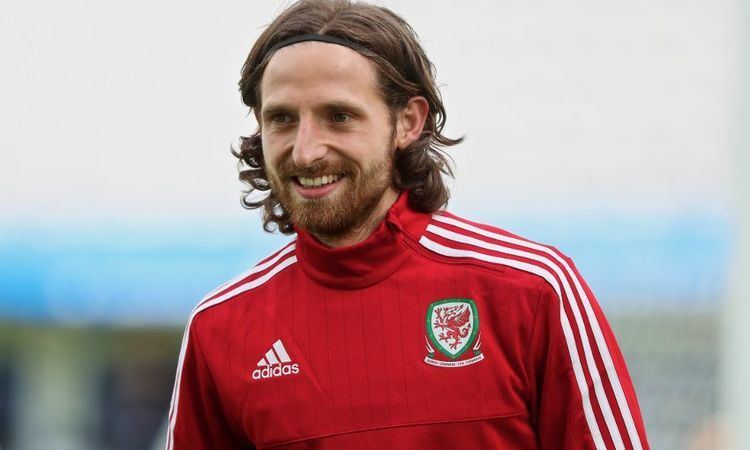 Joe Allen Gareth Bale 39can39t speak highly enough39 of Joe Allen Liverpool FC