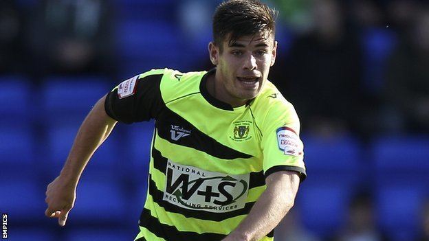 Joe Edwards (footballer) BBC Sport Bristol City39s Joe Edwards extends loan spell