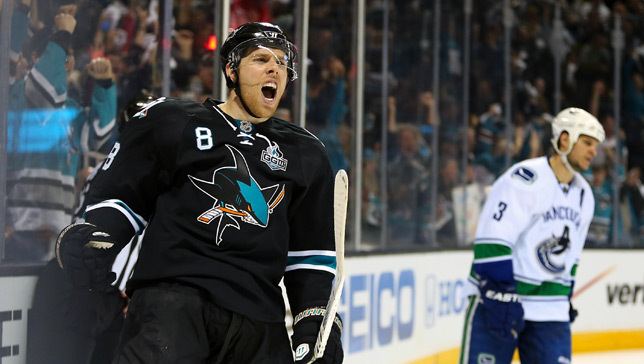 Joe Pavelski Sharks Sign Center Joe Pavelski to a FiveYear Contract