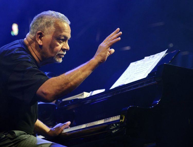 Joe Sample Joe Sample Crusaders Pianist Who Went Electric Dies at 75 The