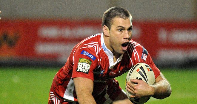 Joel Moon Centre Joel Moon agrees deal with Super League champions