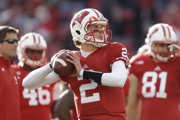 Joel Stave Wisconsin QB Joel Stave Out Indefinitely with Injury BSO