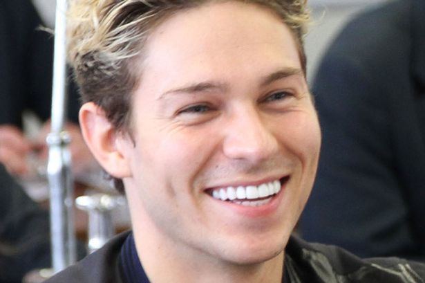 Joey Essex Joey Essex meets Donald Trump and tells him quit politics and spend