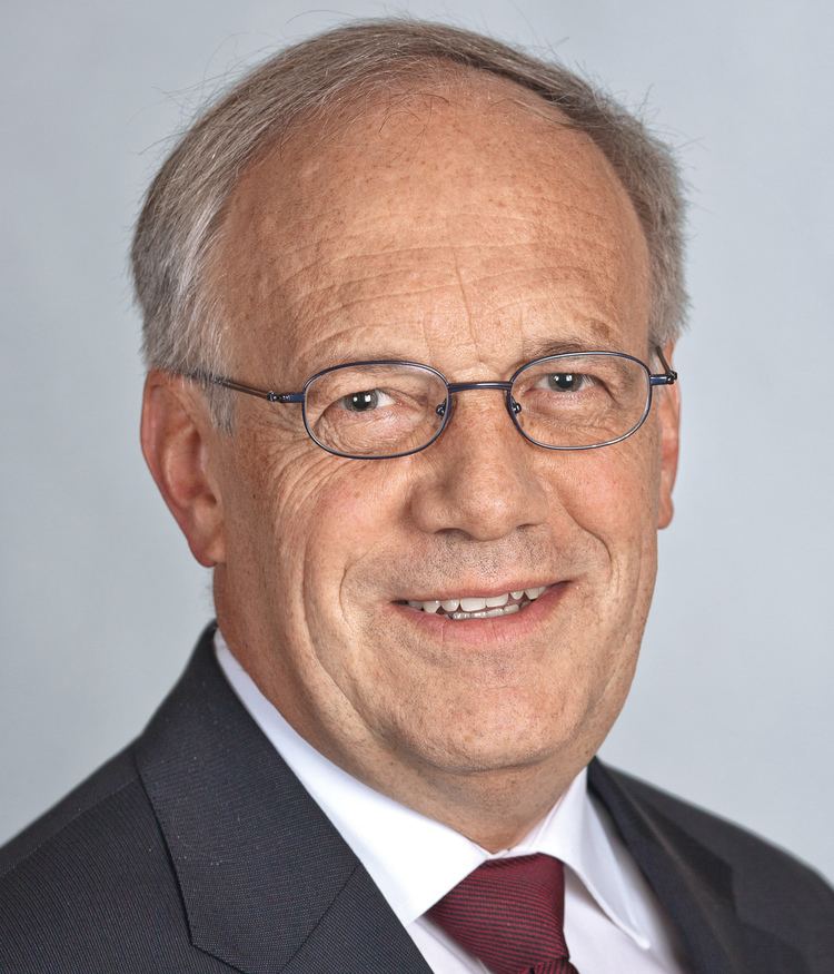 Johann Schneider-Ammann httpsuploadwikimediaorgwikipediacommonsaa