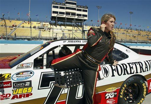 Johanna Long NASCAR Return for Johanna Long Car Chix