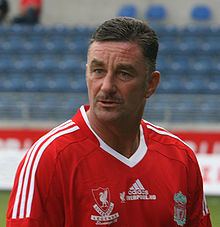 John Aldridge httpsuploadwikimediaorgwikipediacommonsthu