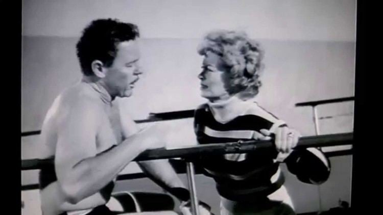 John Archer (actor) John Archer Helen Mowery appear in Sea Hunt 1960 YouTube