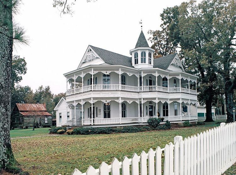 John Blue House (Laurinburg, North Carolina) httpsuploadwikimediaorgwikipediacommonsthu