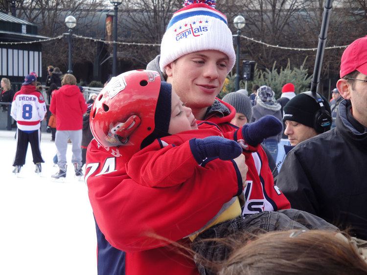John Carlson (ice hockey) Caps Skate with Fans at DC Sculpture Garden