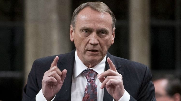 John Duncan (Canadian politician) Aboriginal Affairs Minister John Duncan resigns from cabinet