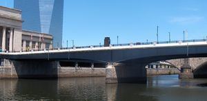 John F. Kennedy Boulevard Bridge httpsuploadwikimediaorgwikipediacommonsthu