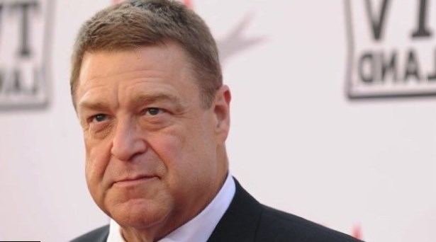 John Goodman Celebrity John Goodman weight changes photos video