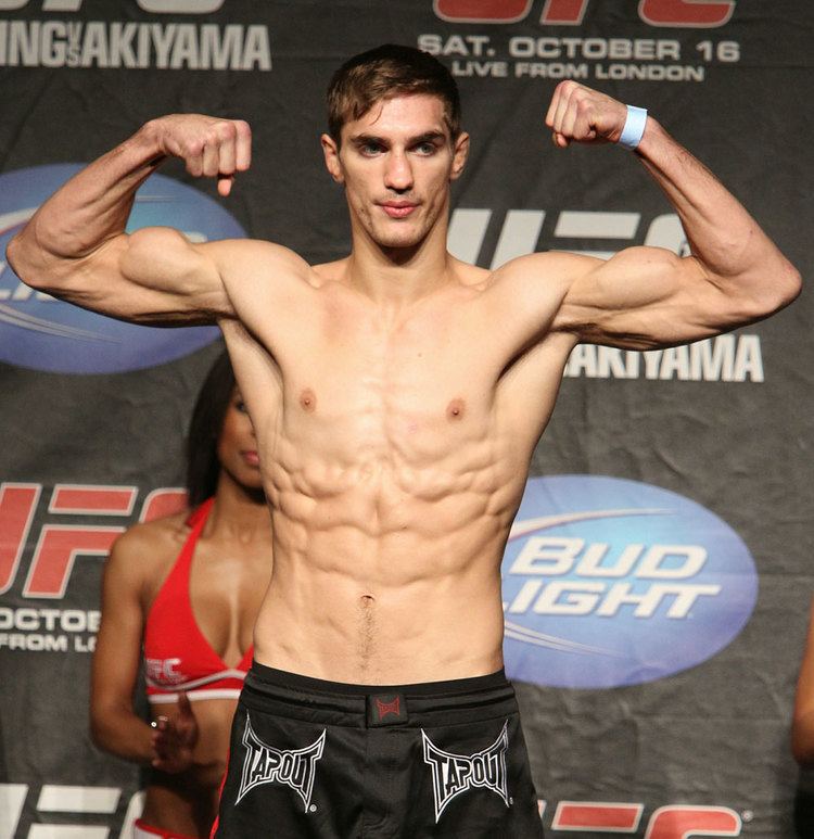 John Hathaway John quotThe Hitmanquot Hathaway Official UFC Fighter Profile