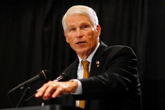 John Hitt KnightNewscom UCF President Hitt Will Not Receive a Pay