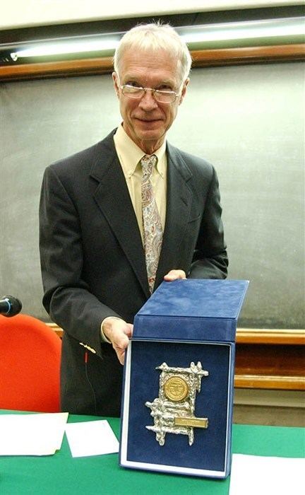 John Hopfield ICTP Dirac Medallist 2001