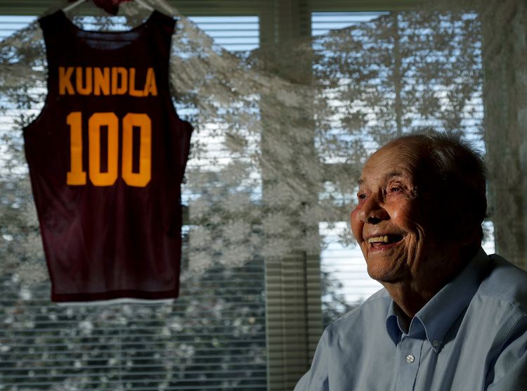 John Kundla Reusse Basketball legend John Kundlas ultimate underdog tale