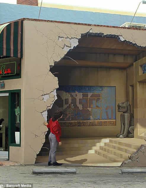 John Pugh (artist) Tom McMahon 3D Wall Murals by Artist John Pugh